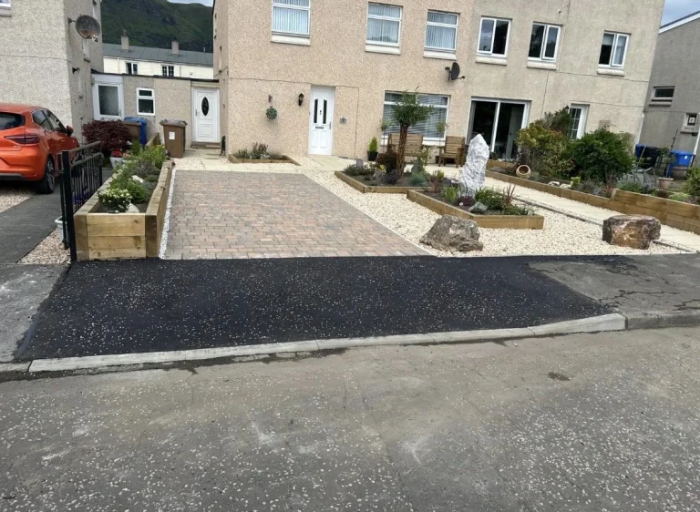dropped kerb crossing driveway.CS iMuQP 768x562